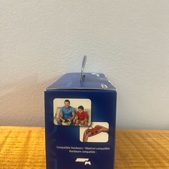 Mini Wired Gamepad for PS4 - Red - Picture 2 of 5